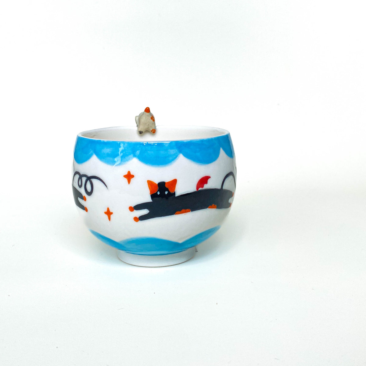Sculpted Rim Cat Ceramic Cup – 4 Colours